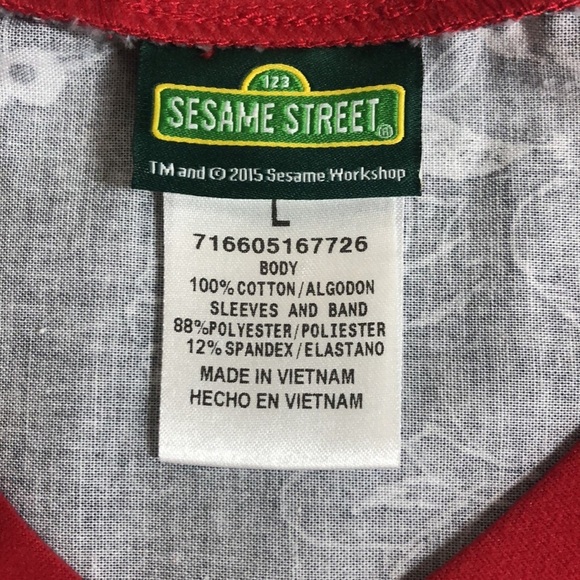 Sesame Street medical top - Picture 5 of 7